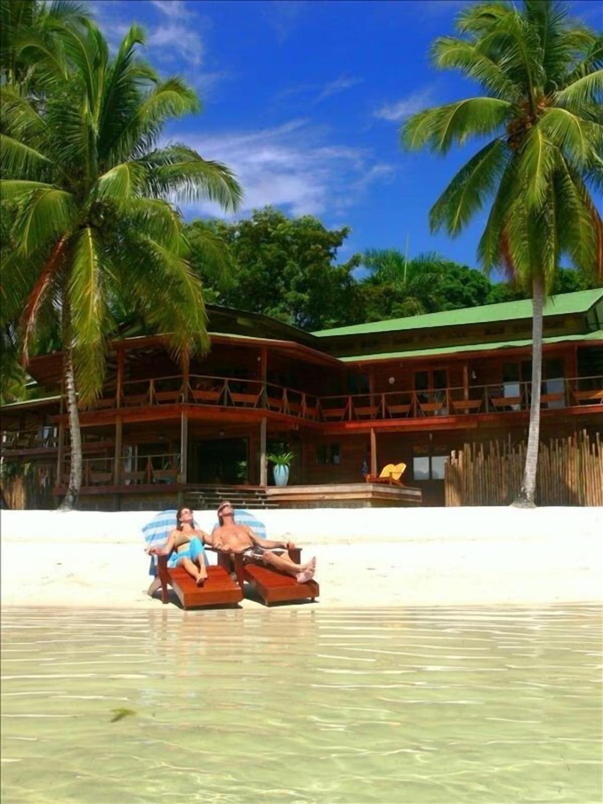 Bocas Beachfront Lodge Bocas Town Dış mekan fotoğraf